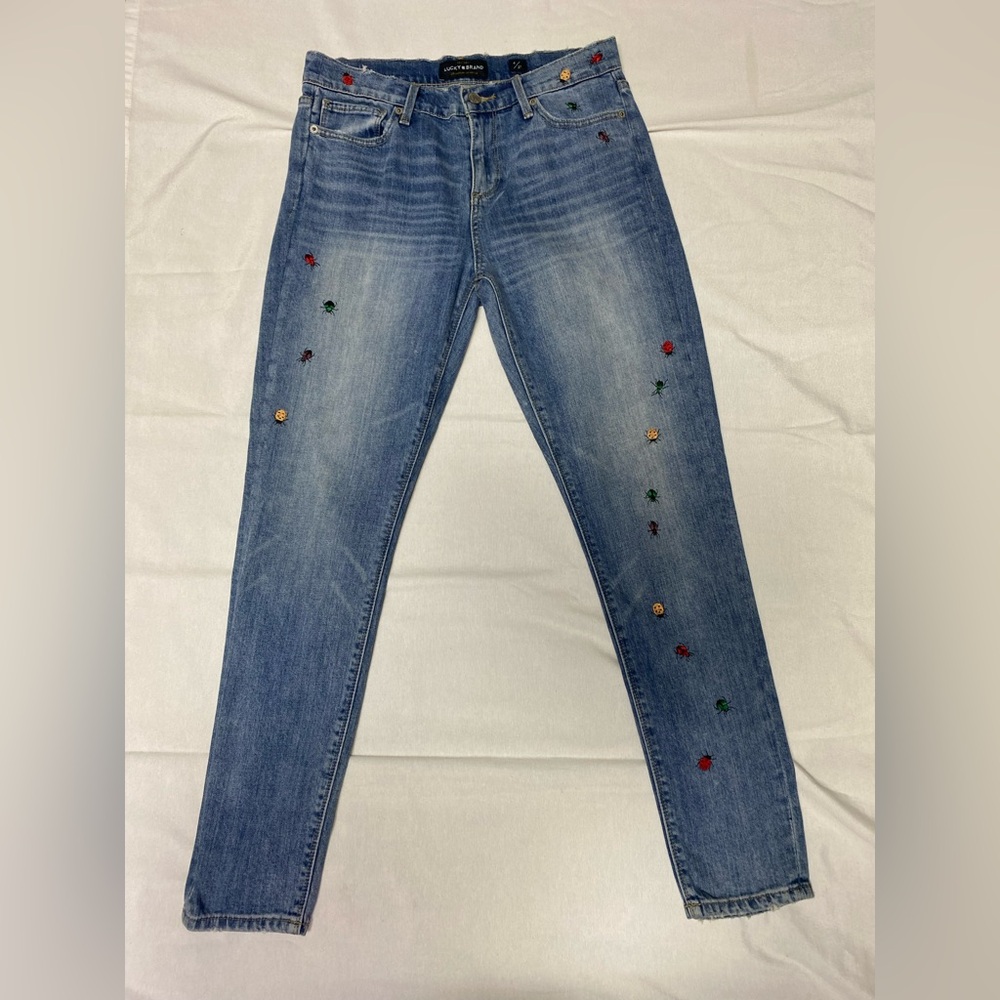Lucky Brand Blue Skinny Jeans with Beatle and Ladybug Embroidery women’s size 4